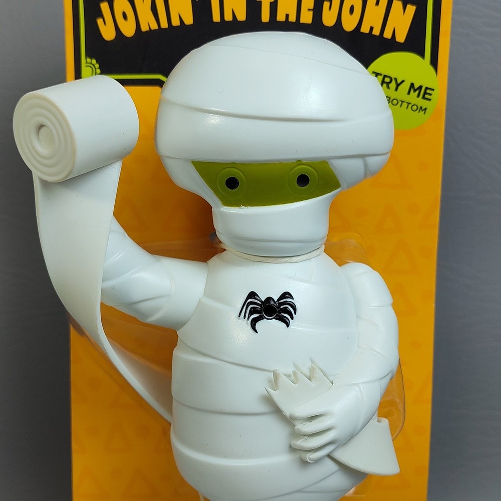 Hallmark Jokin In The John Motion Activated Talking Toilet Paper Mummy Halloween - Picture 2 of 11
